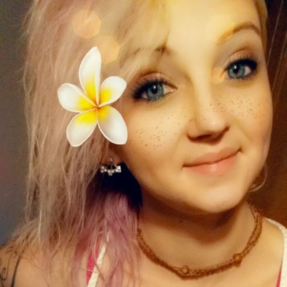 Meet your Posher, Erian